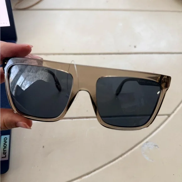 Marc Jacobs BrownSunglasses - Picture 1 of 7